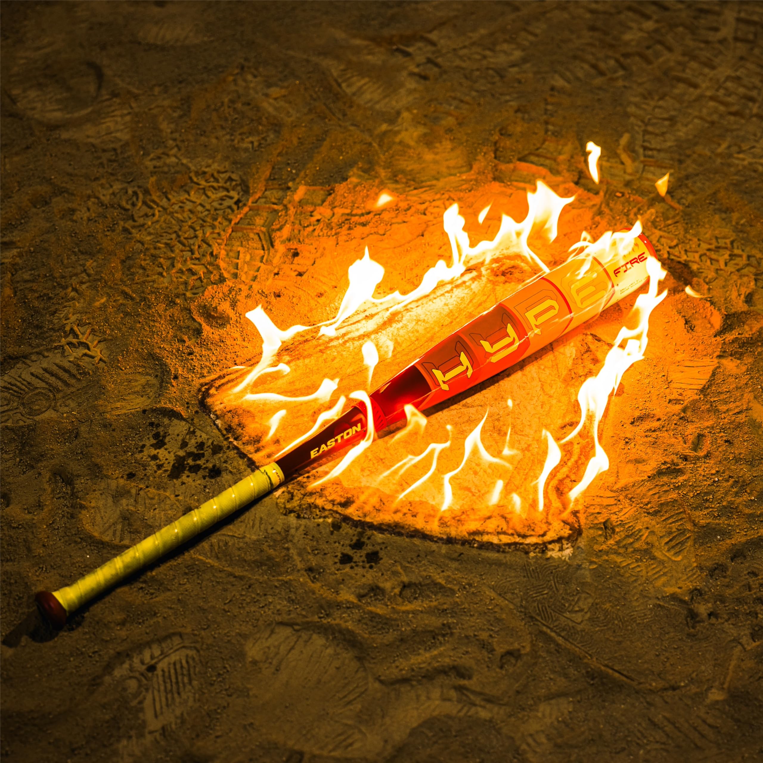 Easton | 2025 | Hype FIRE Baseball Bat | USSSA | -5 Drop | 2 3/4' Barrel | 31 inch